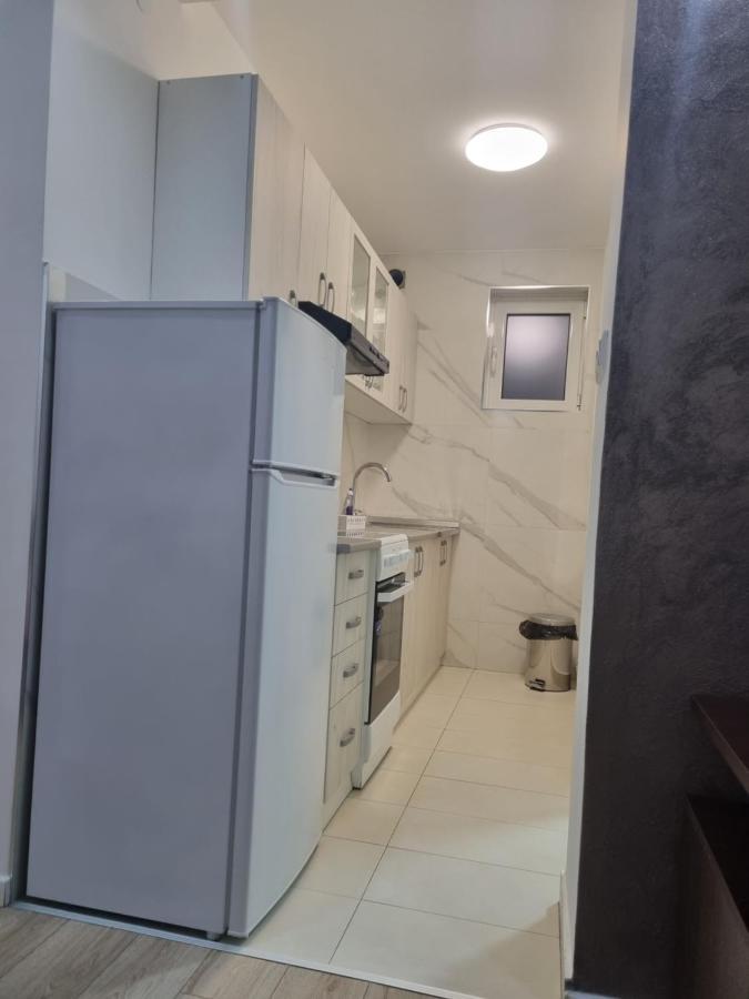 Stan Slavija Apartment Sajmiste Екстериор снимка